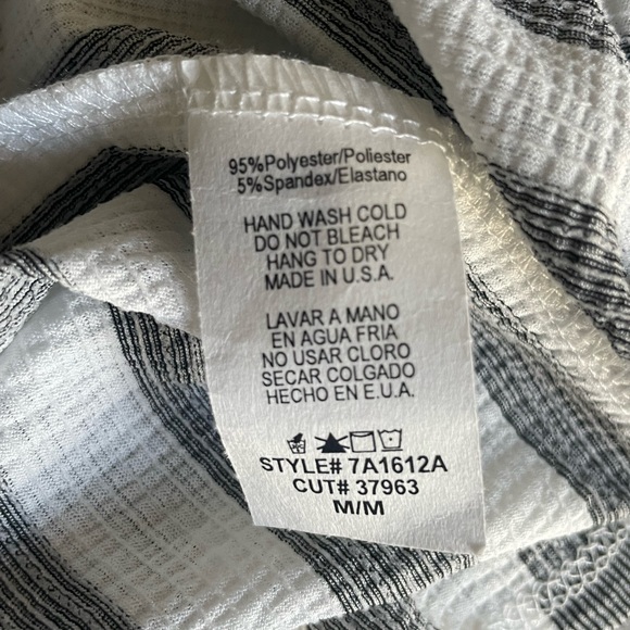 I JOAH Romper SZ - M - Picture 5 of 5